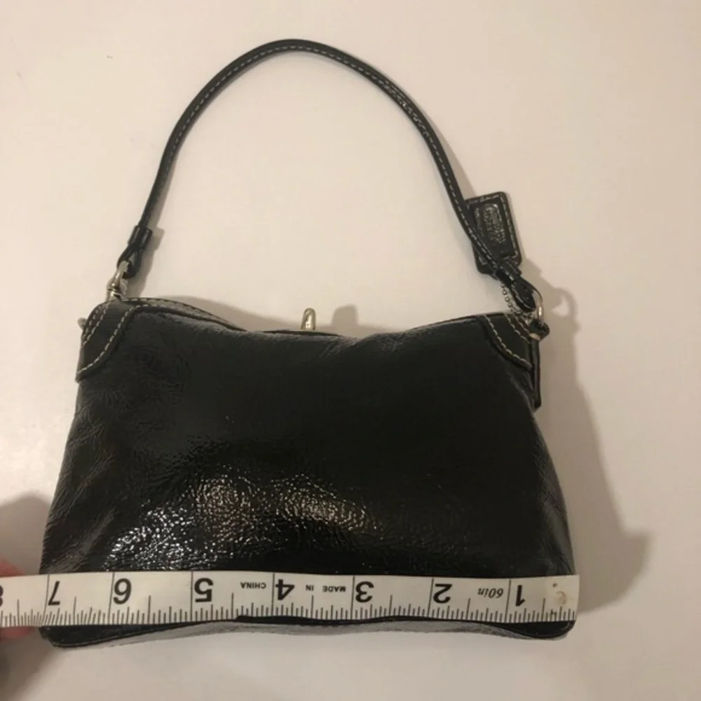 Coach vintage y2k black patent leather mini wristlet bag